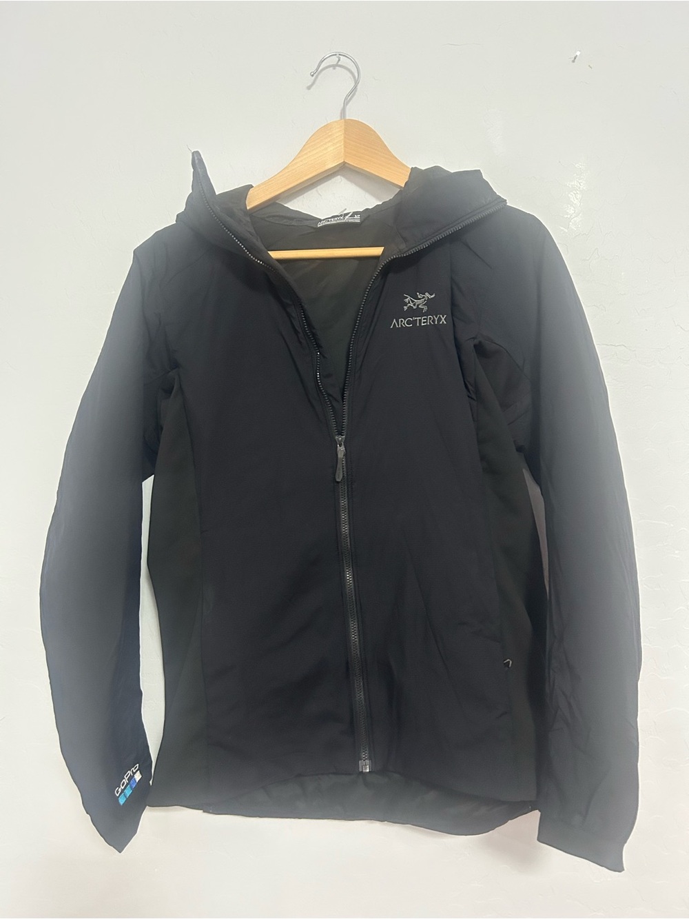 Arc'teryx Kids Black Hooded Rain Jacket